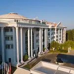 Roma & (adults Only) Hotel