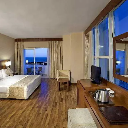 Hotel Roma & (adults Only) 5*